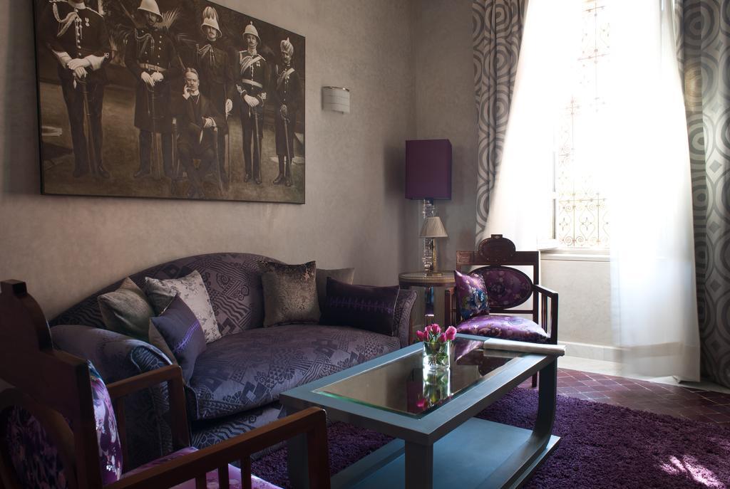 Tigmiza Boutique Hotel & Spa Ouled Jelal Kültér fotó A living room in a Moroccan riad